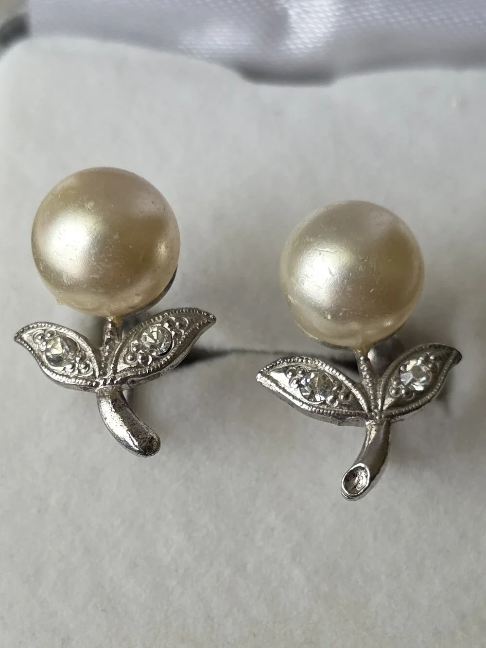 Vintage Sterling Silver Screwback Earrings Faux Pearl And Rhinestone Flower